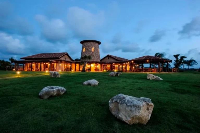 Best Eco Resorts in the US: A Guide to Sustainable Travel